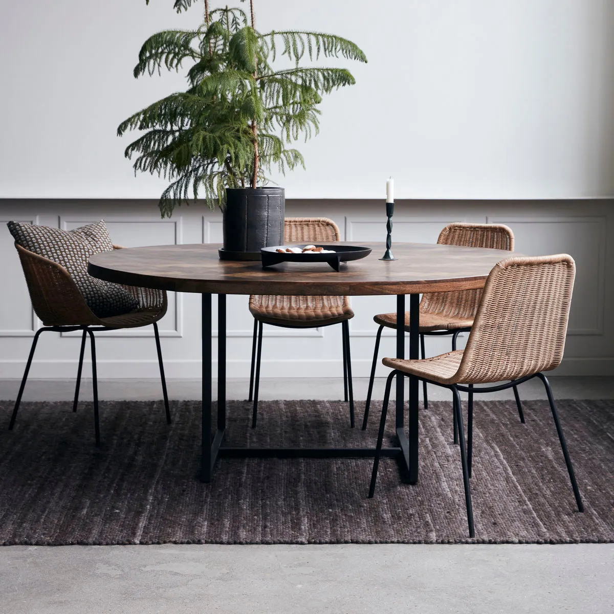 Dining table, Kant 160cm